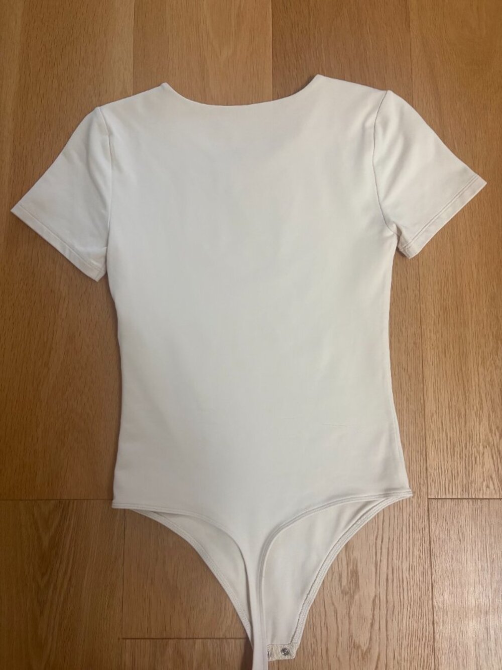 Aritzia BABATON Contour Bodysuit - Picture 2 of 2